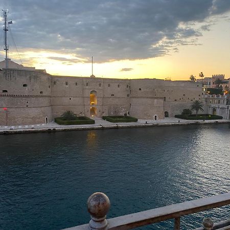 Brezza Marina Apartman Taranto Kültér fotó