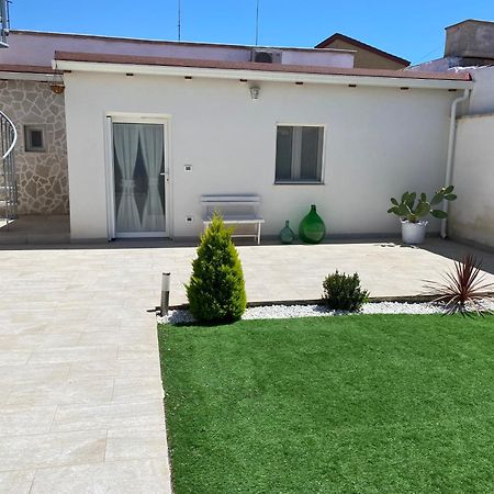 Brezza Marina Apartman Taranto Kültér fotó