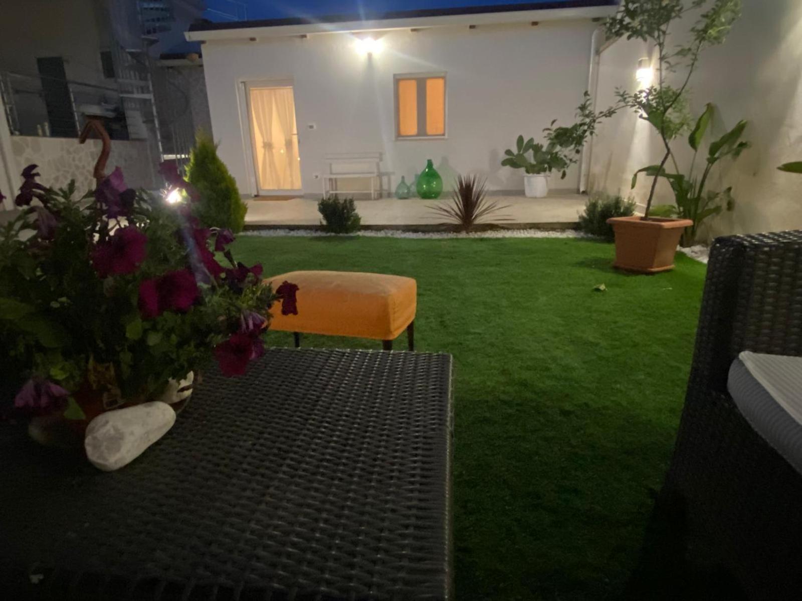 Brezza Marina Apartman Taranto Kültér fotó
